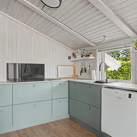 Sote - 330m From The Sea By Interhome